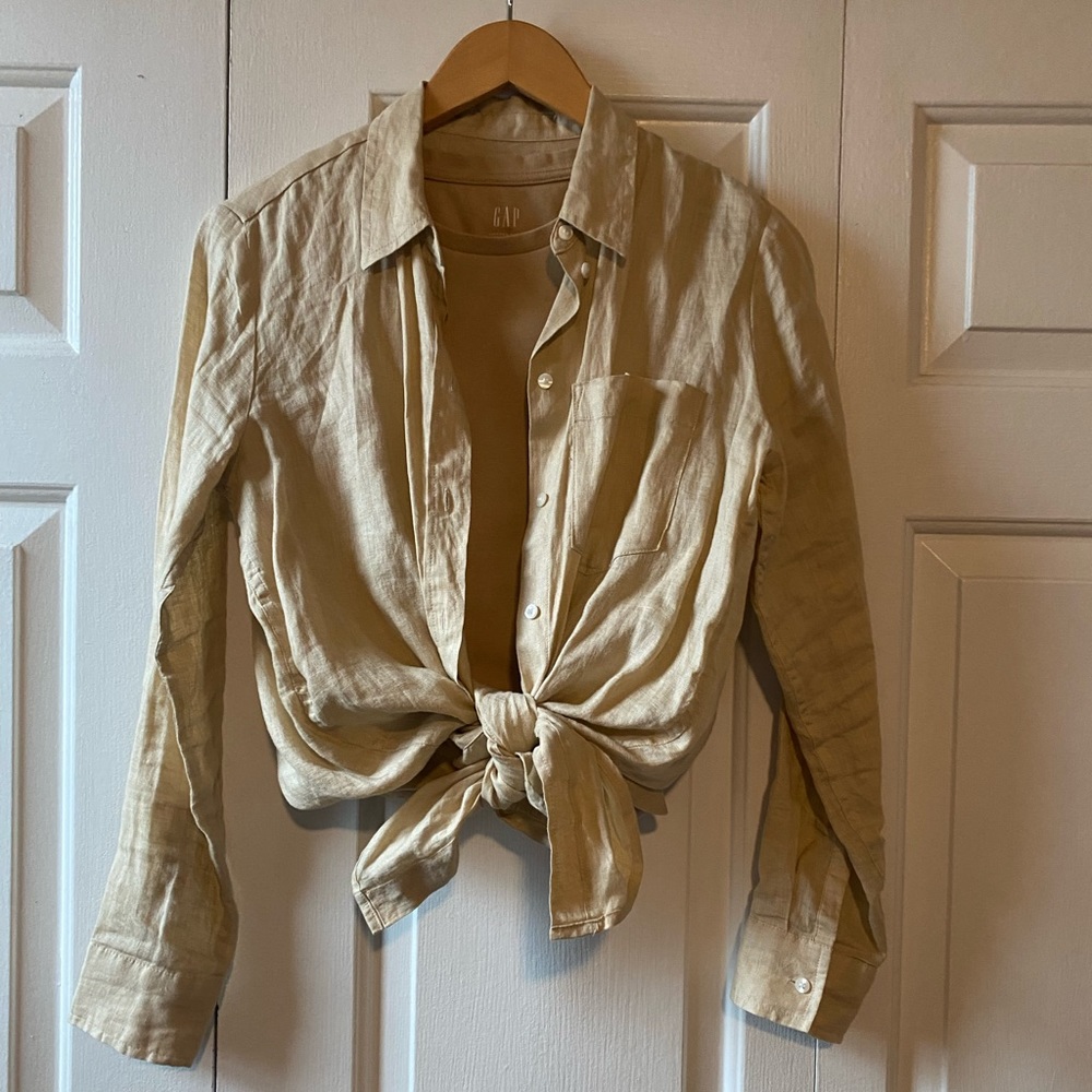 Two shirt combo - linen boyfriend button up & fitted tank